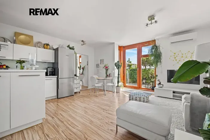 Prodej bytu 2+kk, Praha - Žižkov, Pod lipami, 45 m2