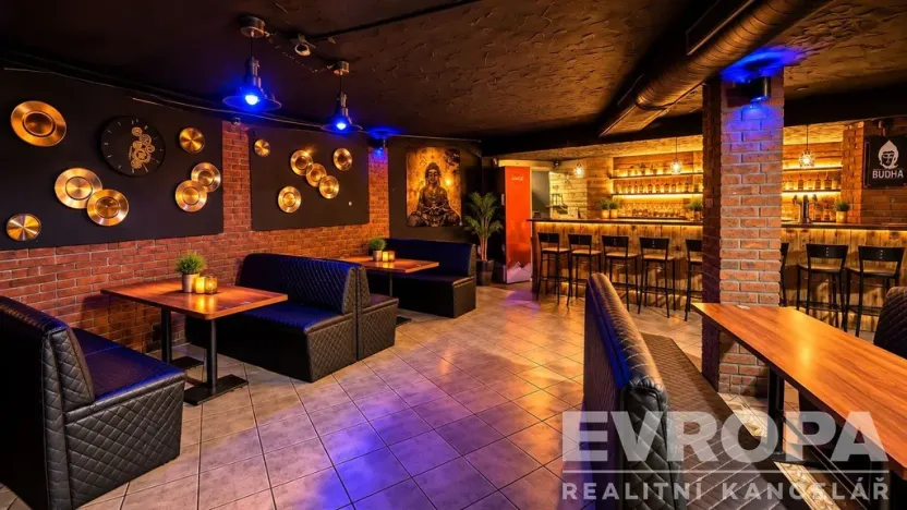 Prodej restaurace, Harrachov, 528 m2