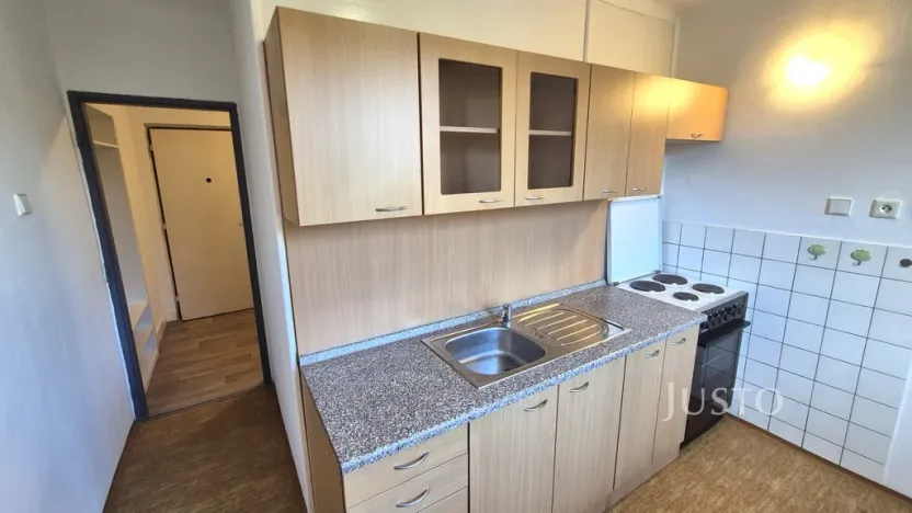 Pronájem bytu 1+1, Písek - Budějovické Předměstí, Sovova, 34 m2