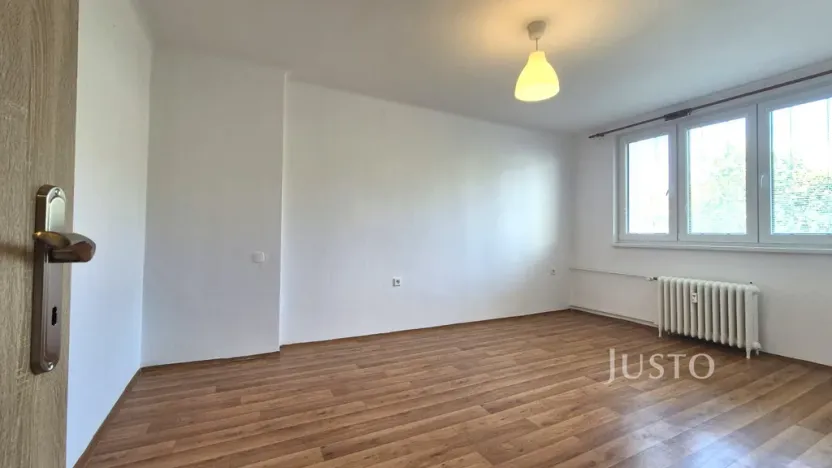 Pronájem bytu 1+1, Písek - Budějovické Předměstí, Sovova, 34 m2