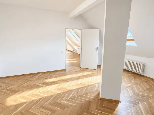 Pronájem kanceláře, Praha - Vršovice, Kodaňská, 150 m2