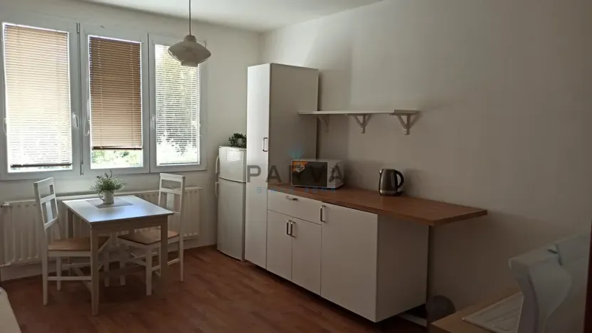 Pronájem bytu 1+1, Rokycany - Nové Město, Javorová, 39 m2