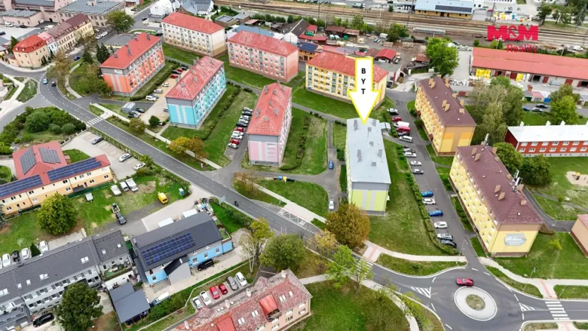 Prodej bytu 3+1, Klášterec nad Ohří - Miřetice u Klášterce nad Ohří, Václava Řezáče, 64 m2
