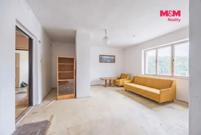 Prodej bytu 2+1, Úpice, Puškinova, 336 m2