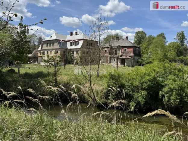 Prodej rodinného domu, Cvikov - Lindava, 349 m2