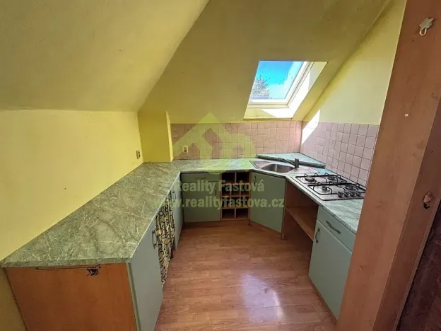 Prodej bytu 2+1, Rokycany, Dukelská, 69 m2