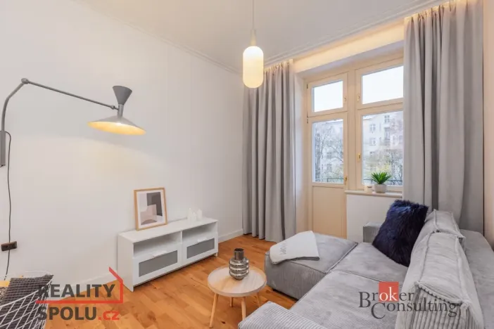 Prodej bytu 2+kk, Praha - Nusle, Jaromírova, 47 m2