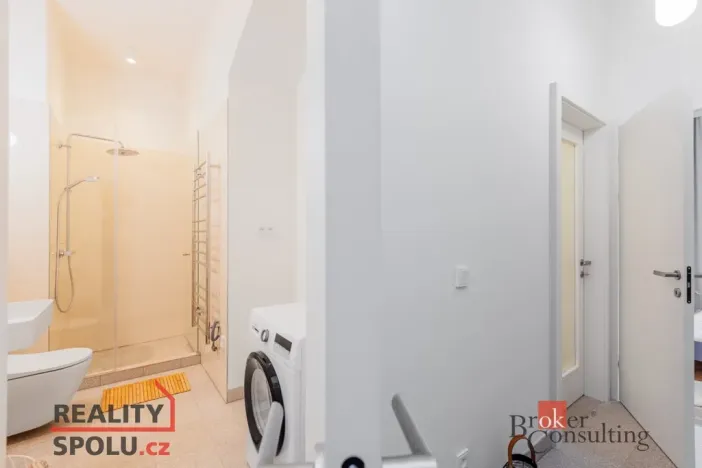 Prodej bytu 2+kk, Praha - Nusle, Jaromírova, 47 m2