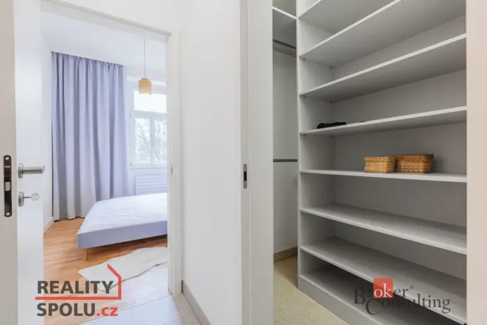 Prodej bytu 2+kk, Praha - Nusle, Jaromírova, 47 m2