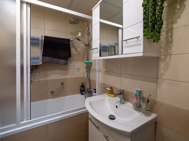 Prodej bytu 3+1, Praha - Stodůlky, Klukovická, 78 m2