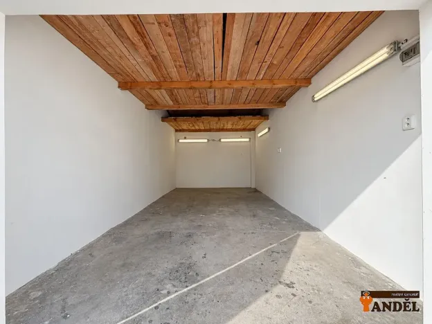 Pronájem garáže, Havířov, 22 m2