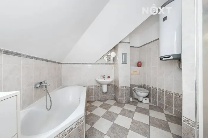 Prodej rodinného domu, Horní Jelení, Dvorská, 160 m2