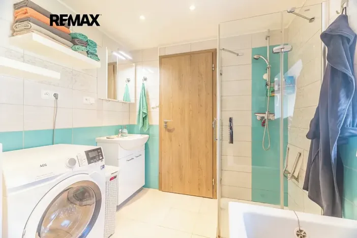Prodej rodinného domu, Karlova Ves, 160 m2