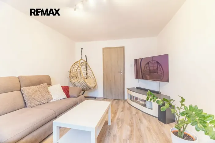 Prodej rodinného domu, Karlova Ves, 160 m2