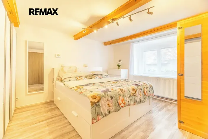 Prodej rodinného domu, Karlova Ves, 160 m2