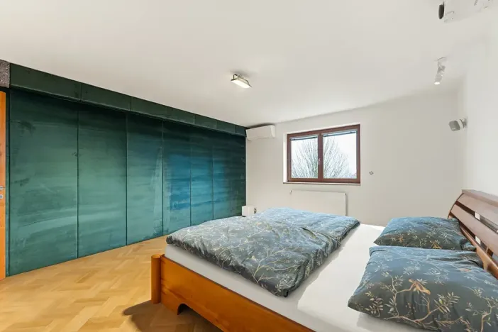 Prodej rodinného domu, Praha - Kyje, Sklenská, 200 m2