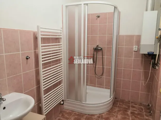 Pronájem bytu 1+1, Děčín - Děčín VIII-Dolní Oldřichov, Teplická, 33 m2