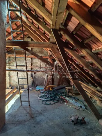 Prodej rodinného domu, Velký Chlumec, 88 m2