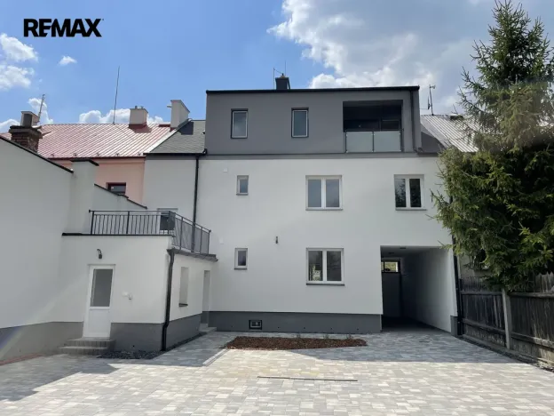 Prodej bytu 3+kk, Olomouc - Holice, Staškova, 64 m2