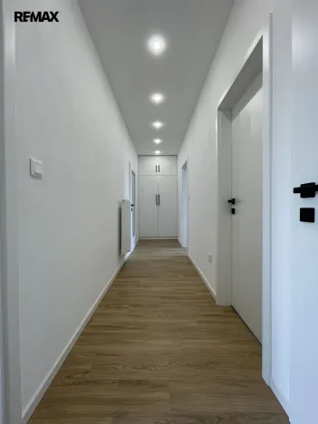 Prodej bytu 3+kk, Olomouc - Holice, Staškova, 64 m2