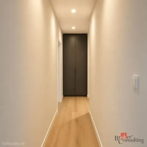 Prodej bytu 4+1, Ostroměř, Zahradní, 92 m2