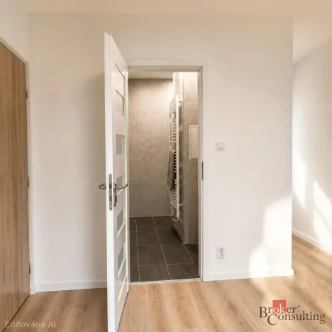 Prodej bytu 4+1, Ostroměř, Zahradní, 92 m2