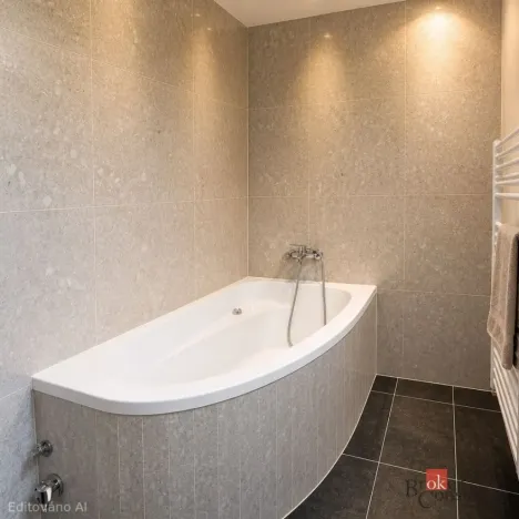 Prodej bytu 4+1, Ostroměř, Zahradní, 92 m2