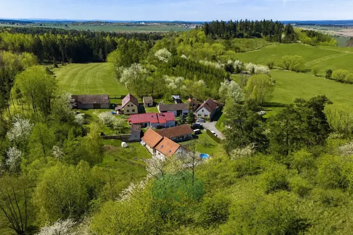 Prodej výrobních prostor, Skomelno, 284 m2