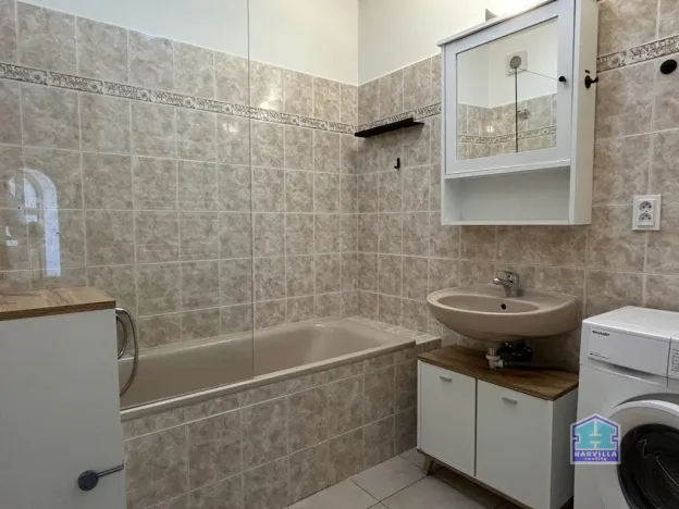 Pronájem bytu 2+1, Tlučná, Na Čampuli, 63 m2