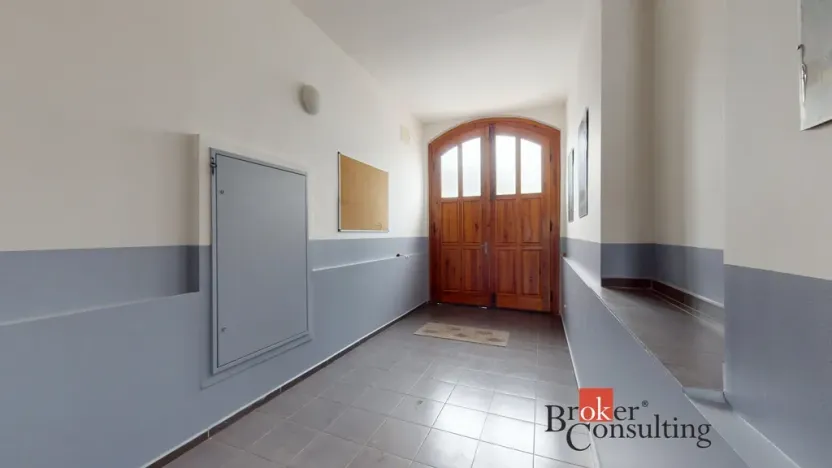 Pronájem bytu 1+kk, Žatec, Chomutovská, 36 m2