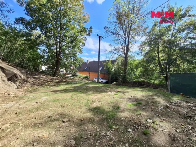 Prodej pozemku pro bydlení, Lomnice, 360 m2