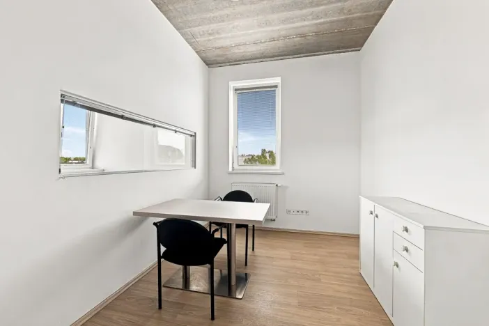 Pronájem kanceláře, Praha - Uhříněves, Bečovská, 32 m2