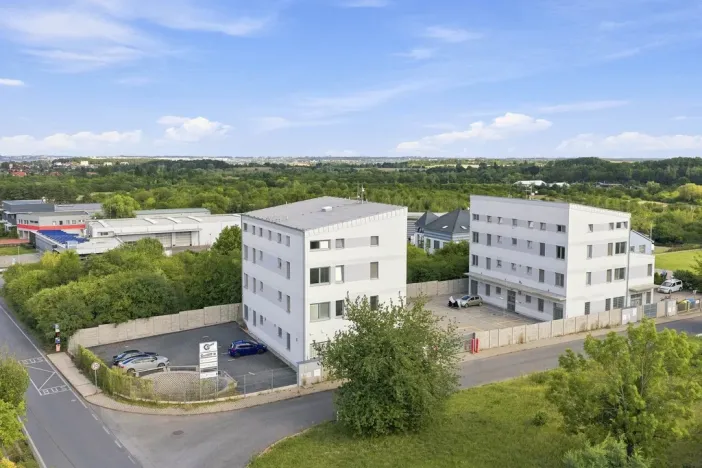 Pronájem kanceláře, Praha - Uhříněves, Bečovská, 32 m2