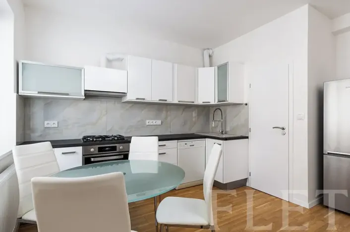 Prodej bytu 1+1, Praha - Žižkov, Viklefova, 47 m2