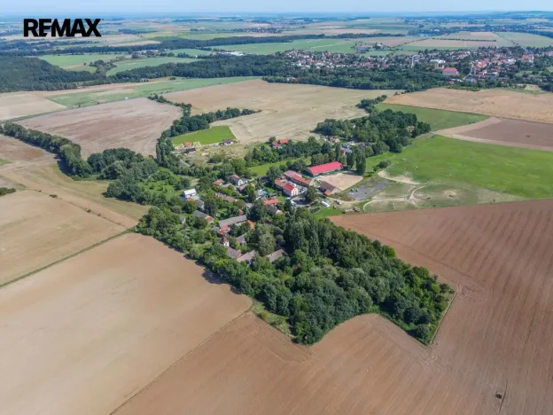 Prodej pozemku pro bydlení, Zásmuky, 42137 m2
