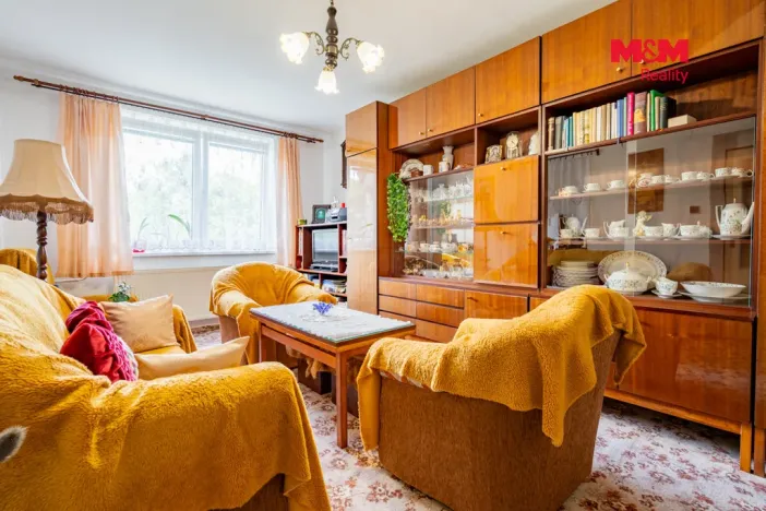 Prodej bytu 3+1, Brloh, 69 m2