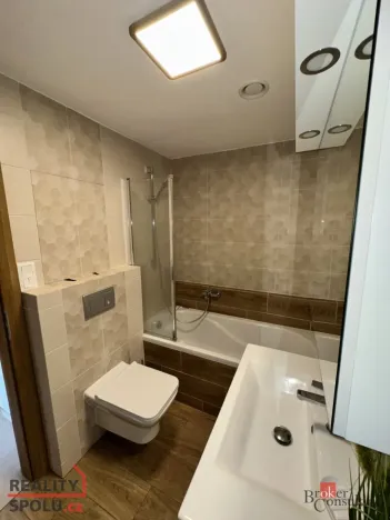 Pronájem bytu 2+kk, Plzeň - Severní Předměstí, Na Chmelnicích, 62 m2