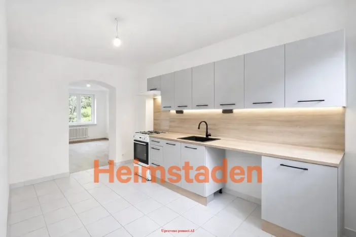 Pronájem bytu 3+1, Karviná - Nové Město, Zakladatelská, 85 m2