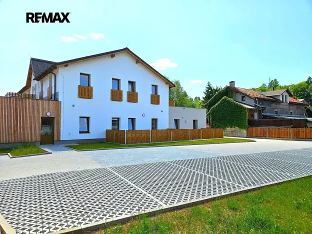 Prodej bytu 3+kk, Svoboda nad Úpou, Nádražní, 65 m2