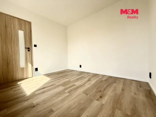 Pronájem bytu 1+1, Praha - Zbraslav, Tunelářů, 41 m2