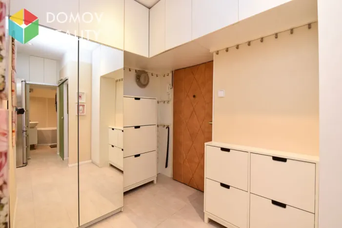 Prodej bytu 2+kk, Praha, Na výsledku I, 54 m2