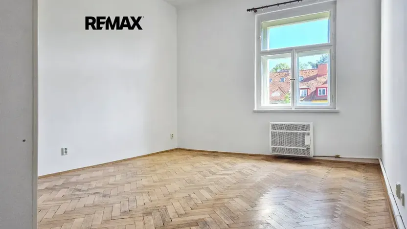 Pronájem bytu 1+1, Praha - Smíchov, Fráni Šrámka, 47 m2