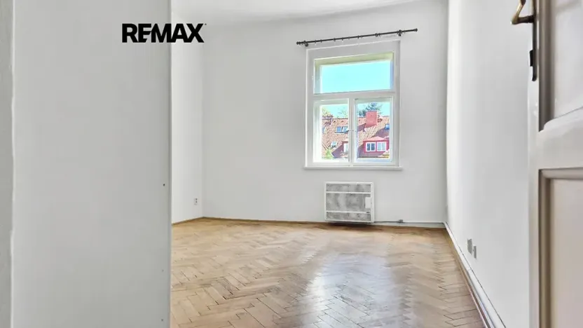 Pronájem bytu 1+1, Praha - Smíchov, Fráni Šrámka, 47 m2