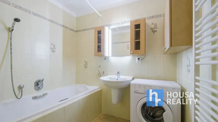 Pronájem bytu 2+kk, Praha - Vysočany, Nepilova, 50 m2
