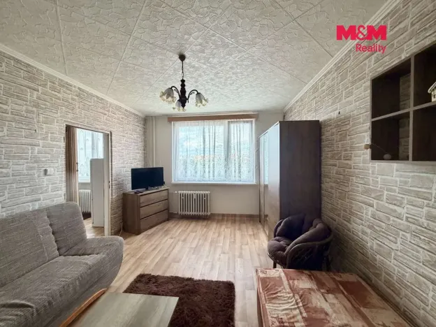 Pronájem bytu 1+1, Chomutov, Kostnická, 36 m2
