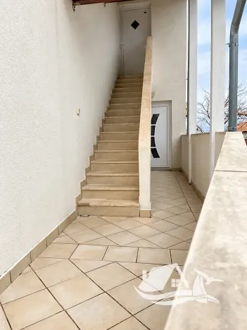 Prodej vícegeneračního domu, Čižići, Chorvatsko, 180 m2