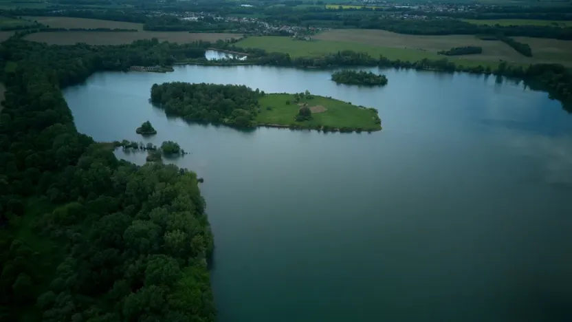 Prodej komerčního pozemku, Olomouc - Chomoutov, 7945 m2