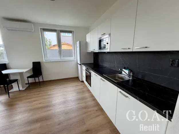 Prodej bytu 4+kk, Vochov, 79 m2