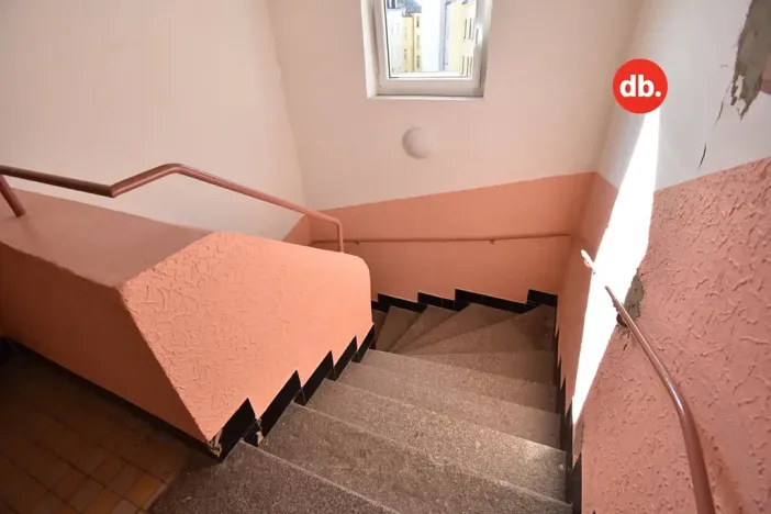 Prodej bytu 1+1, Karlovy Vary, Zeyerova, 35 m2