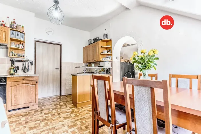 Prodej činžovního domu, Karlovy Vary, K Přehradě, 568 m2